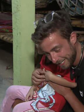 asia_express_e19_fipster_deigma_agaphs