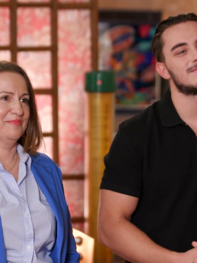cash_or_trash_s06_ep63_voula_hlias_servitsio