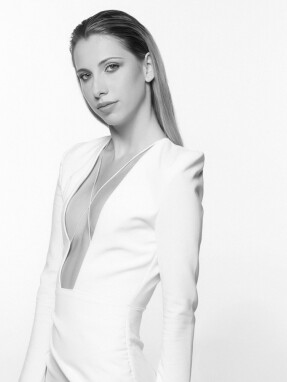 ντορελα_γκεκα-1930x1004-b_w