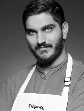 στεφανοσ_σαμανησ_1920x1004-b_w