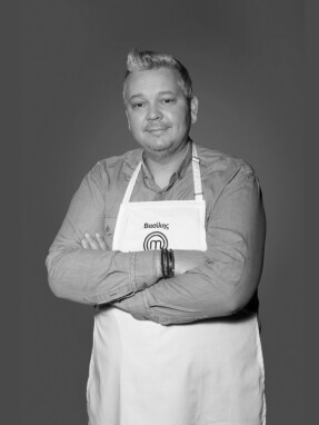 βασιλησ_τσοραπασ-640x736-b_w