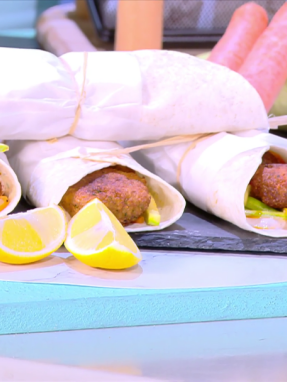 stargr_breakfast_syntagh_falafel_transfer