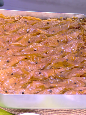 stargr_breakfast_syntagh_mpaklava