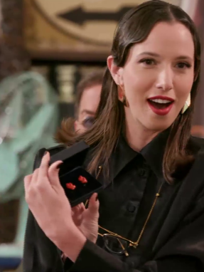 cash_or_trash_s05_ep71_giorgos_skoularikia