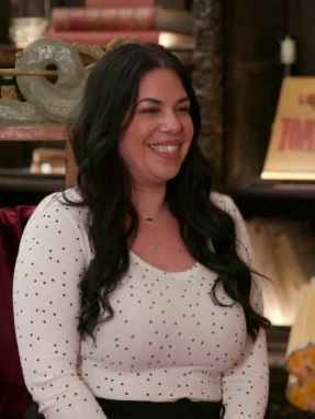 cash_or_trash_s06_ep25_magda_kaloghros