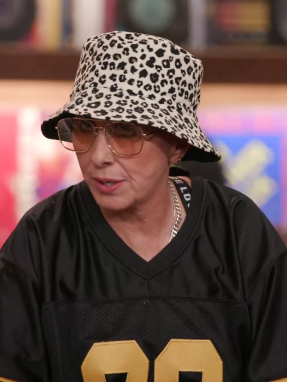 cash_or_trash_s06_ep34_xarhs_fotistika_manitaria