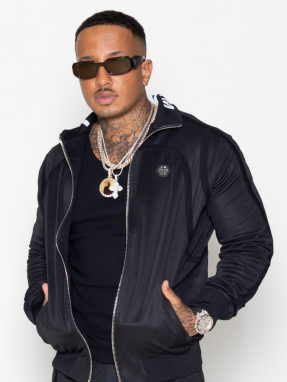 fame_story-light-1920x1080