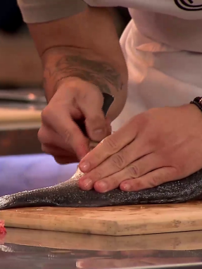 master_chef_s10_ep55-_poios_filetare_pio_grigora