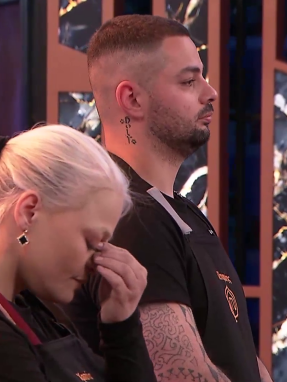 stargr_mc25_ep84-_poios_apoxorise