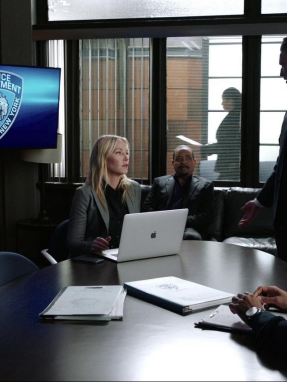 l_o-svu-s23-ep8