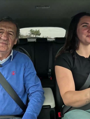 traction_s09_ep17_foteinh_trixa