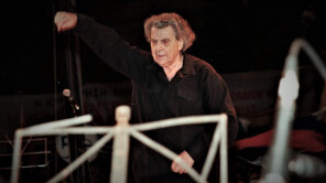 To Star στο Τελευταίο Αντίο για τον Μίκη Θεοδωράκη