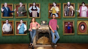 ΤΑ ΦΑΝΤΑΣΜΑΤΑ - Η δημιουργία των περίτεχνων κοστουμιών