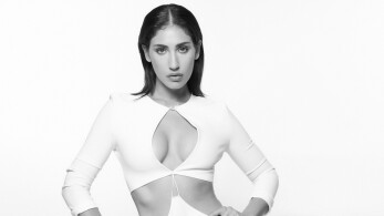 ραφαελα_χαραλαμπους-1920x1004-b_w