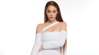 aleksia_traiko-1920x1004