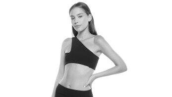 despoina_sarri-1920x1004-b_w