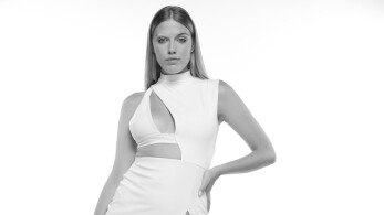 tzoulia_iligenko-1920x1004-b_w