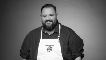 κωνσταντινοσ_χαλουλακοσ-1920x1080-b_w