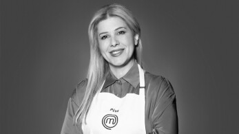 ρενα_παπιδακη-1920x1080-b_w