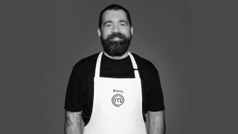 νικοσ_ασπροματησ-1920x1080-b_w