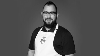 νικοσ_παπαδασ-1920x1080-b_w