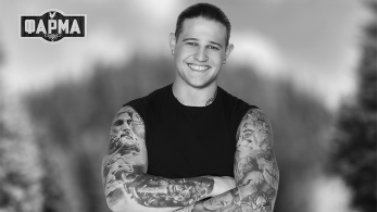 βαιος_κοκκινος-b_w