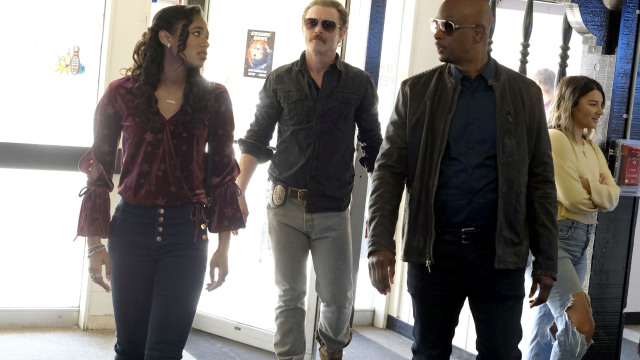 LETHAL WEAPON - Season 2 Episode 20 | Star TV