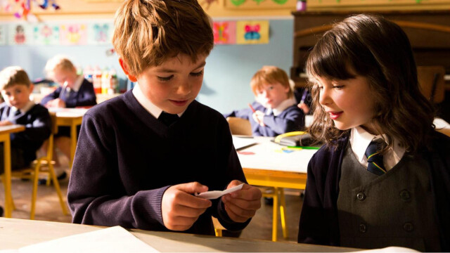 ΜΕ ΑΓΑΠΗ, ΡΟΖΙ (LOVE, ROSIE) | Star TV