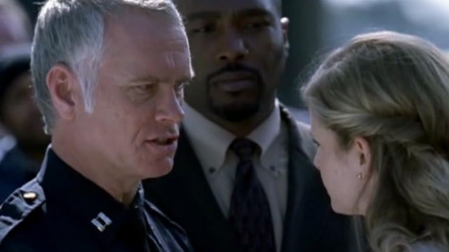 The Closer Season 2 Episode 1 Star TV